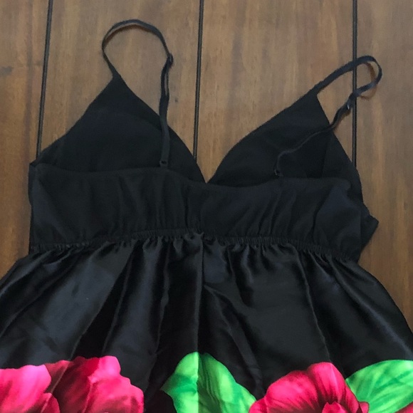 Dress - Picture 6 of 6